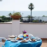 Vittoria Hotel *