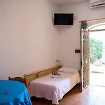 Vittoria San Felice Circeo