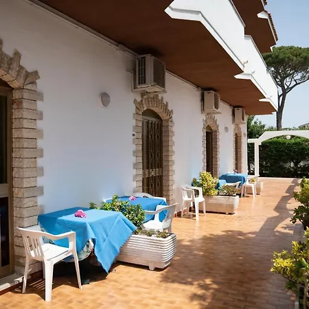Vittoria San Felice Circeo
