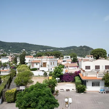 Vittoria Hotel *