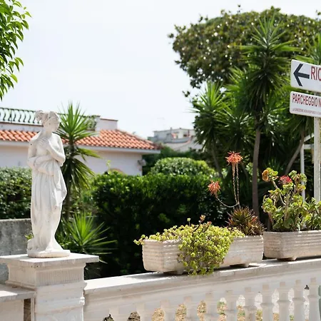 Vittoria San Felice Circeo