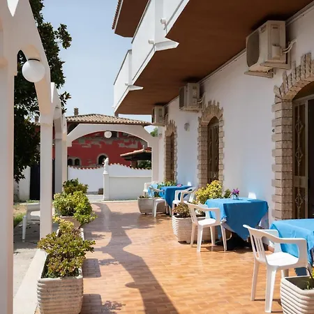 Vittoria * San Felice Circeo